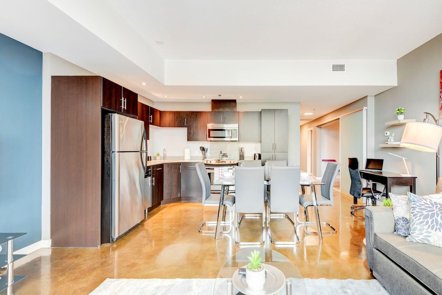 Modern 2Br Condo - King Bed - Downtown City Views Calgary Exterior photo